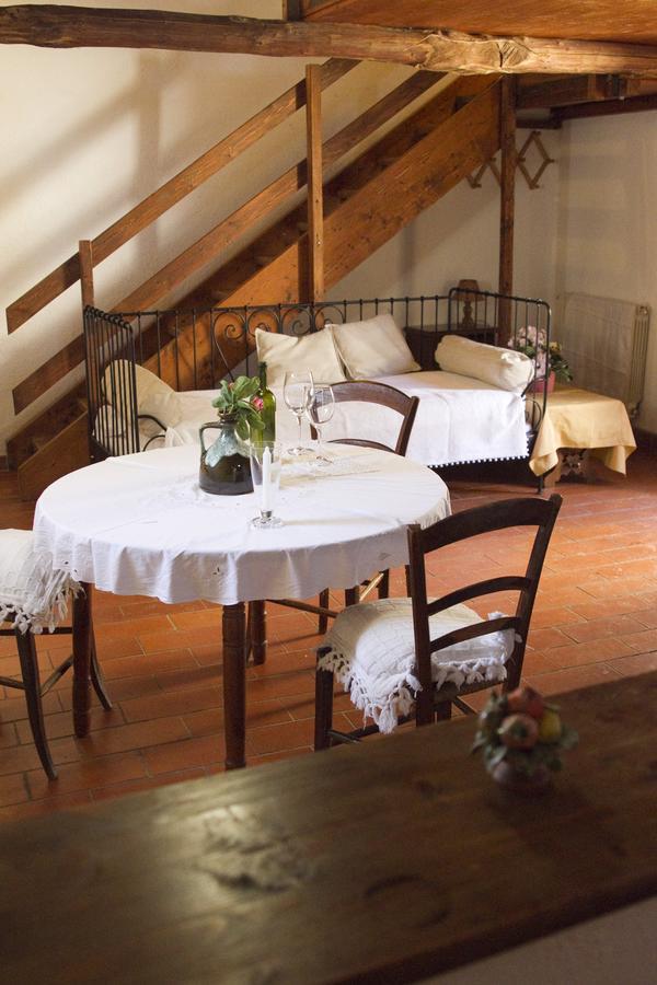 Agriturismo Santa Caterina Кастельнуово-ді-Валь-ді-Чечина Номер фото